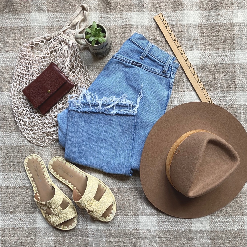 Vintage Wrangler High Rise Straight Leg Jeans ✿ Final Price ✿